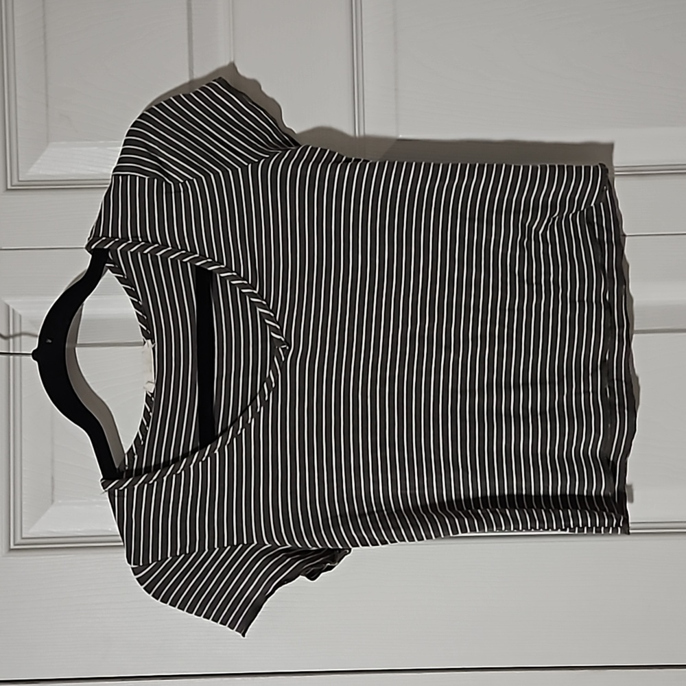 5 For $15!! Olivia Rae XS Crop Top Green / White Stripe